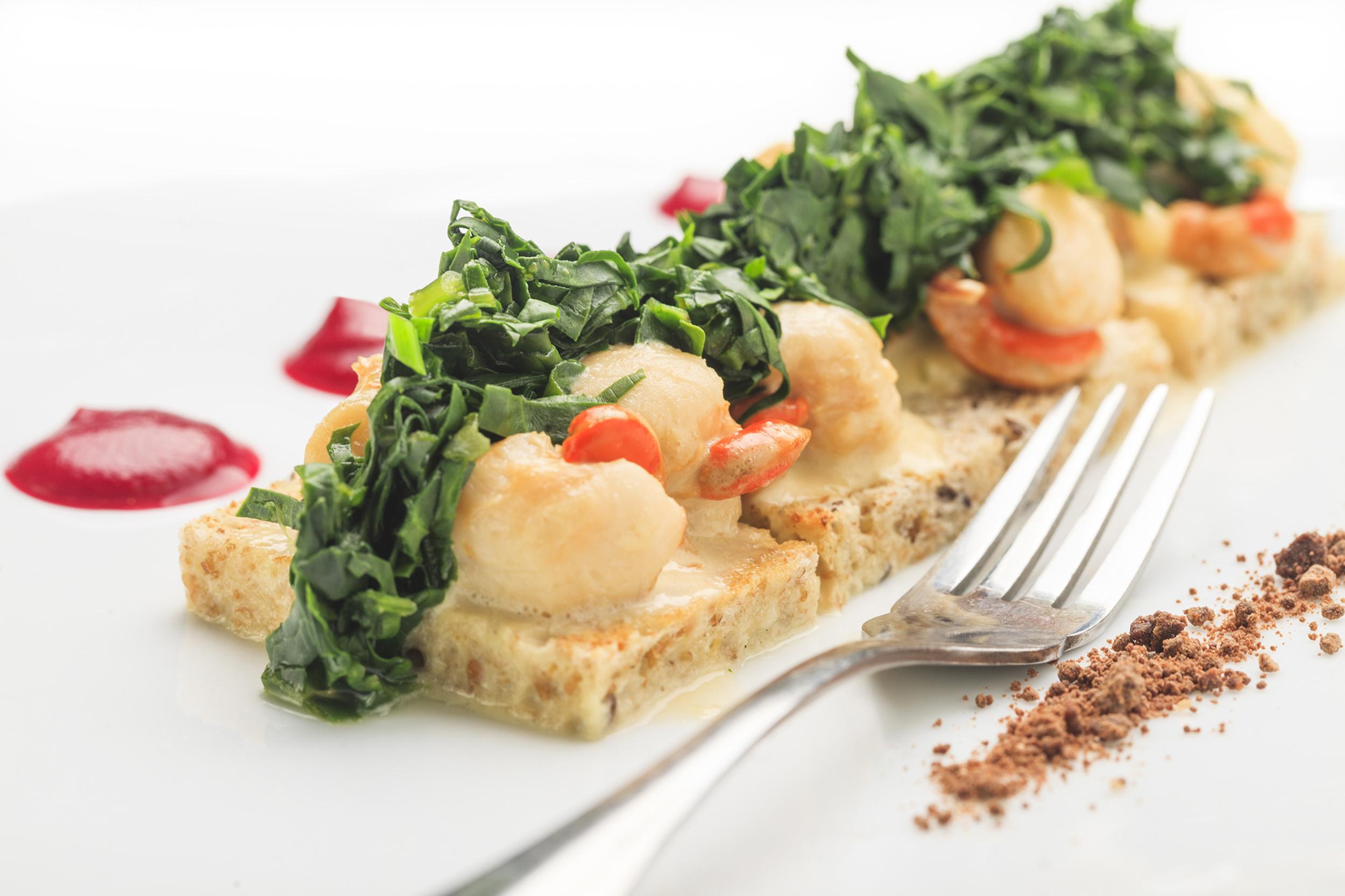 Hotel Regal Pacific Santiago Luaran gambar A dish of chickpeas with kale