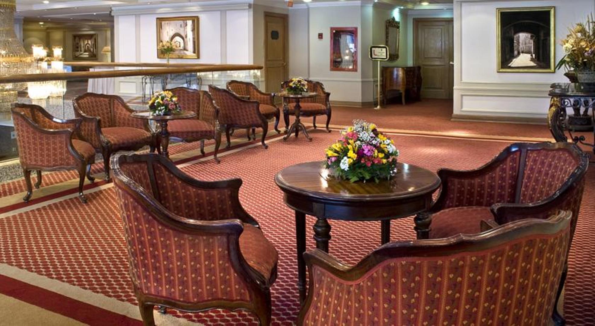 Hotel Regal Pacific Santiago Luaran gambar The interior of the hotel
