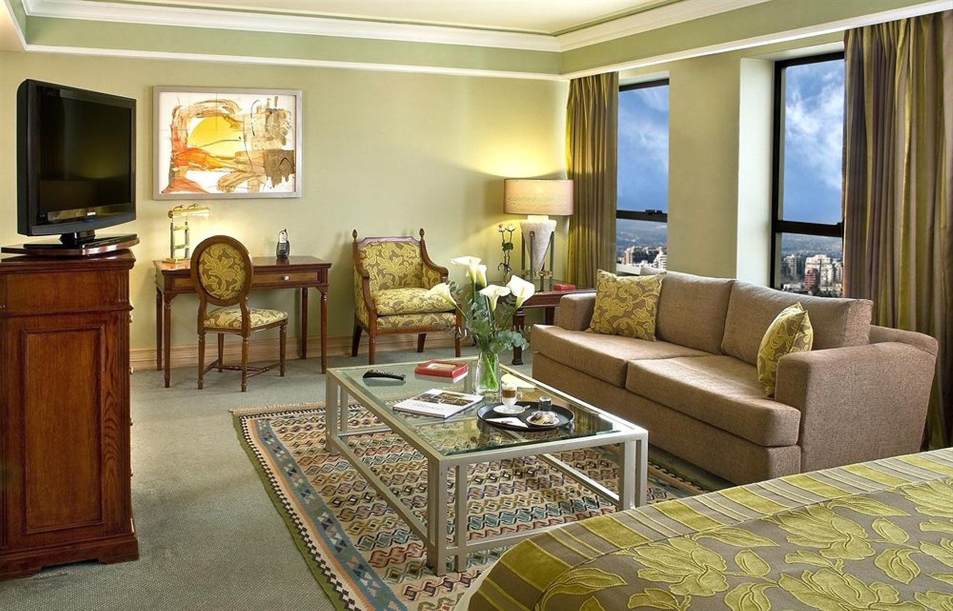 Hotel Regal Pacific Santiago Luaran gambar Suite at the Grand Hyatt Mumbai